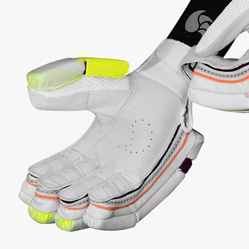 DSC Intense Valor Batting Gloves (Mens/Boys)
