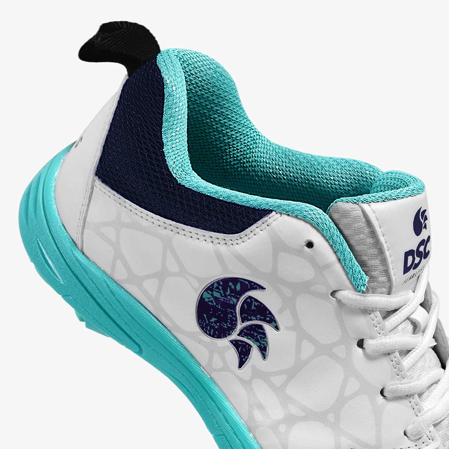 DSC Fearless Belter Cricket Shoes